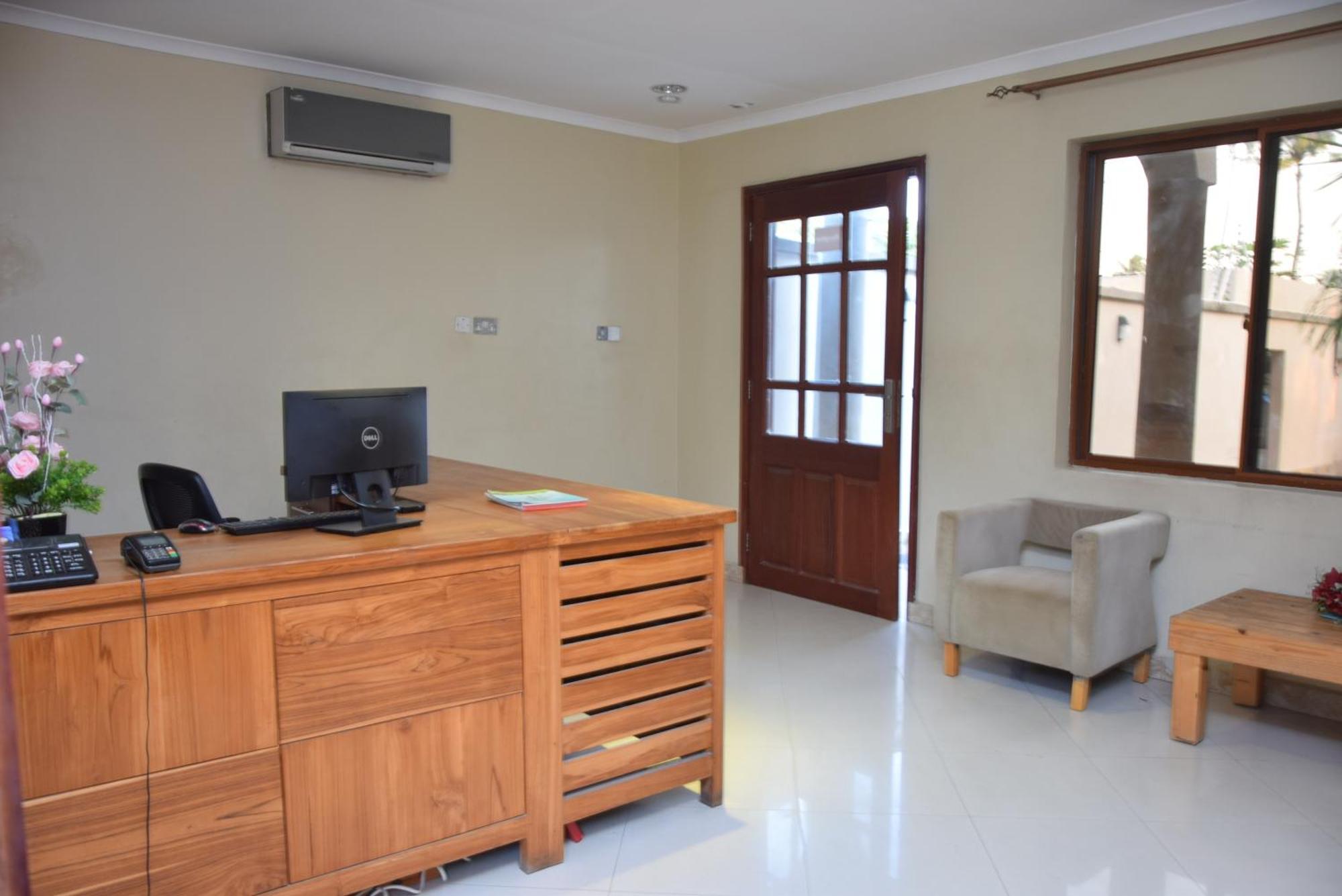 Albergue K27 Premier Backpackers Dar es Salaam Exterior foto