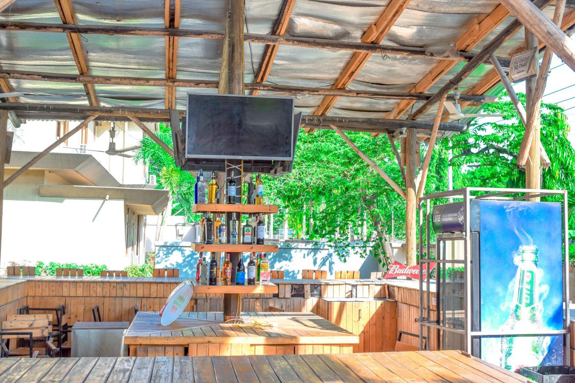 Albergue K27 Premier Backpackers Dar es Salaam Exterior foto